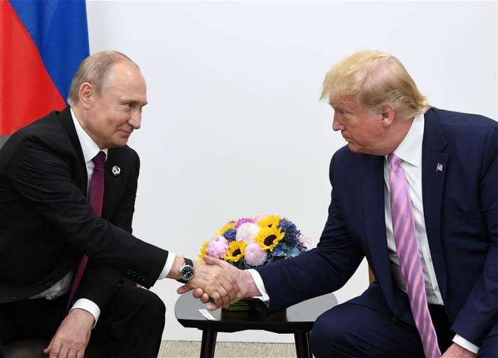 Песков назвал Путина и Трампа уникальными президентами
