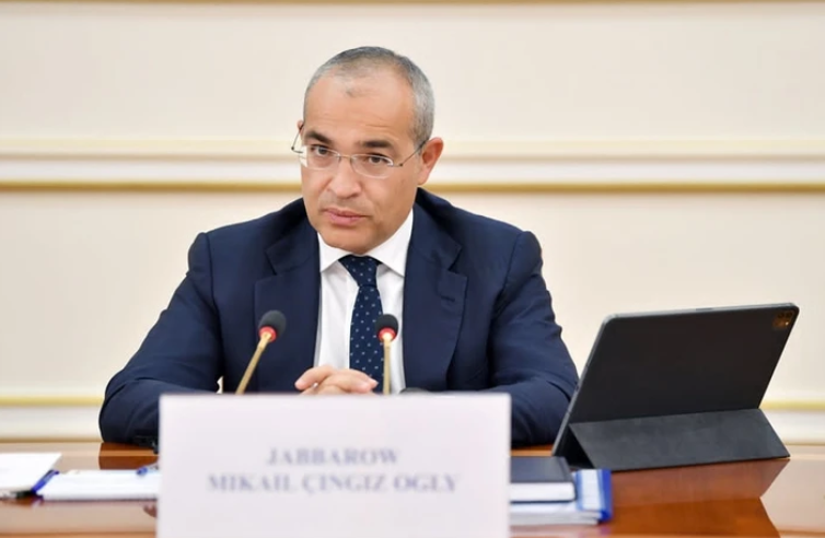 Микаил Джаббаров встретился с сотрудниками налоговых органов