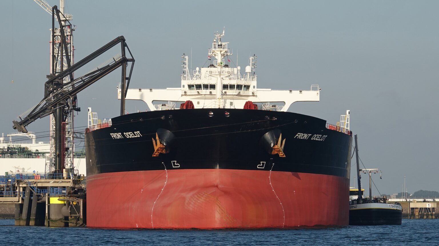 Bloomberg: Россия может столкнуться с серьезным кризисом в сфере экспорта нефти