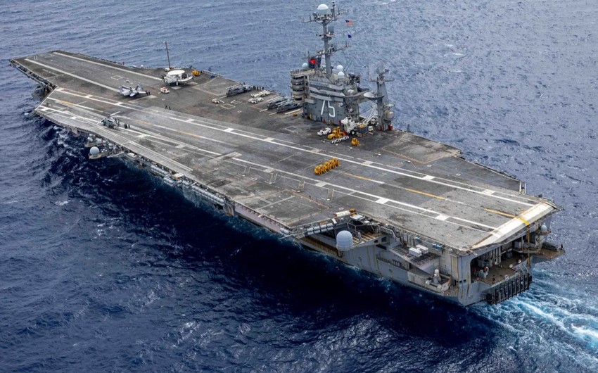 Хуситы вновь атаковали в Красном море авианосец США USS Harry Truman
