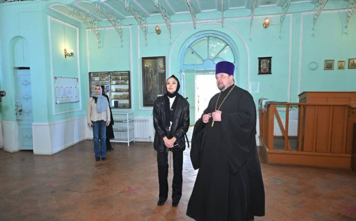 Первый вице-президент Мехрибан Алиева посетила Русскую православную церковь Александра Невского в Гяндже -ФОТО
