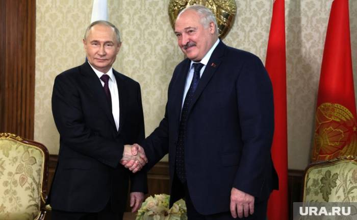 Лукашенко: Беларусь не войдет в состав России в ближайшее время
