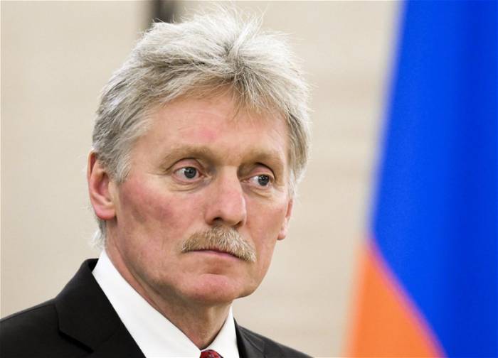 Россия и США пытаются наладить отношения, сообщил Песков
