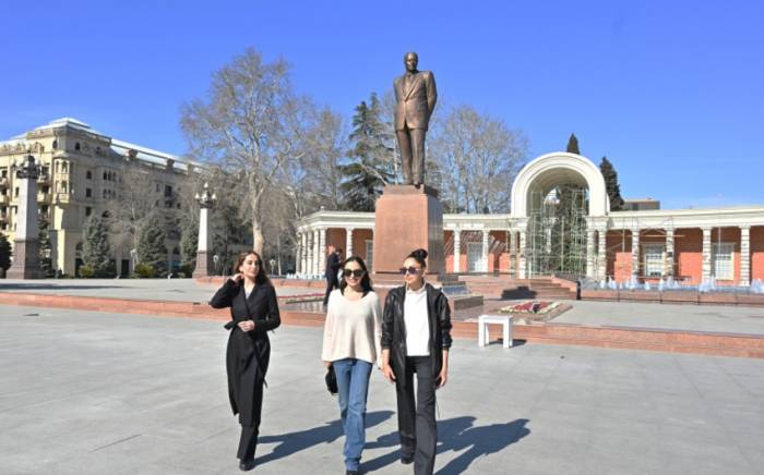 Первый вице-президент Мехрибан Алиева совершила поездку в город Гянджа -ФОТО
