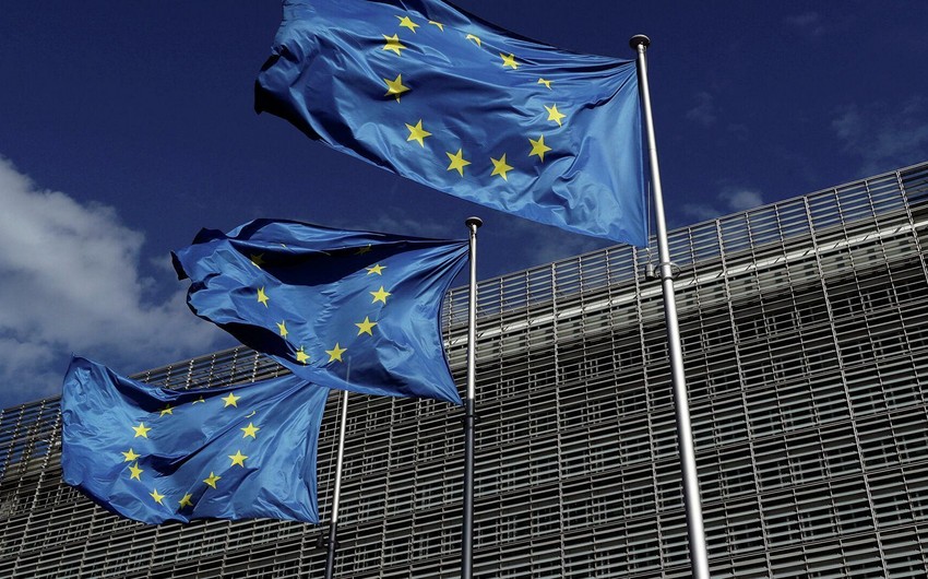 Eurobarometer: Европейцы считают, что ЕС должен играть большую роль в обеспечении безопасности
