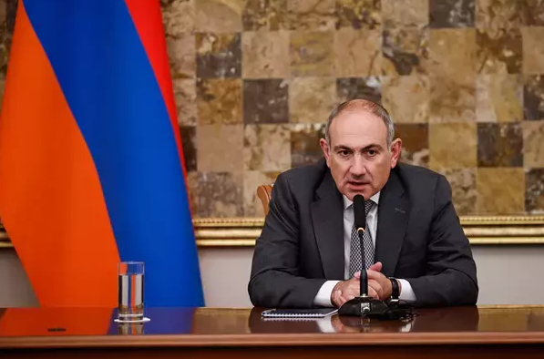 Премьер Армении заявил о готовности подписать мирный договор с Азербайджаном