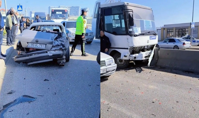 В поселке Ходжасан пассажирский автобус совершил аварию
