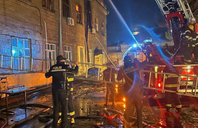 В Хырдалане произошёл сильный пожар- ОБНОВЛЕНО