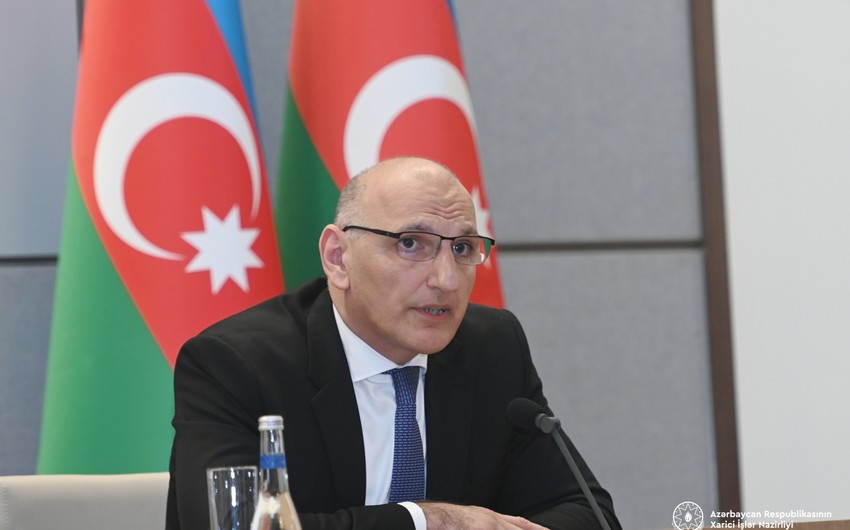 Азербайджан призвал Армению не упустить возможность заключить мирное соглашение