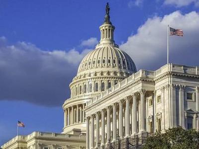 Однопартийцы требуют от Трампа возобновить помощь Киеву