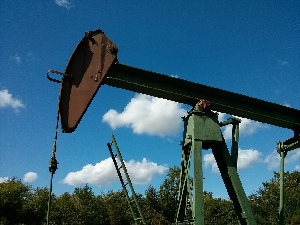 Страны ОПЕК+ подтвердил намерение восстанавливать добычу нефти с апреля