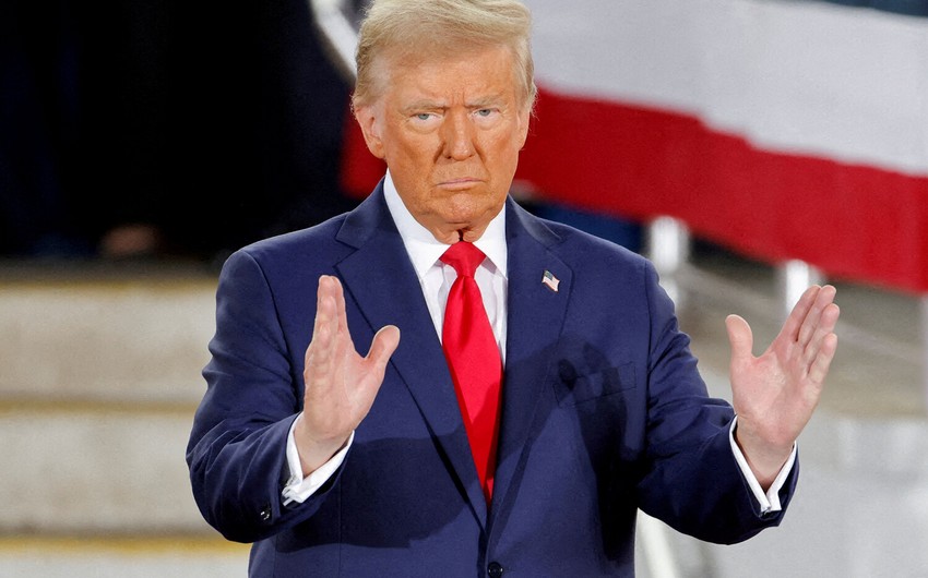 Трамп призвал американцев не паниковать из-за пошлин

