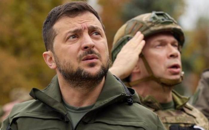 Зеленский обратился к Европе и США после удара РФ по Сумам

