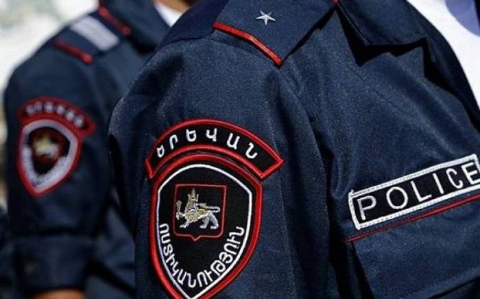 В Армении задержаны чиновники по подозрению во взяточничестве
