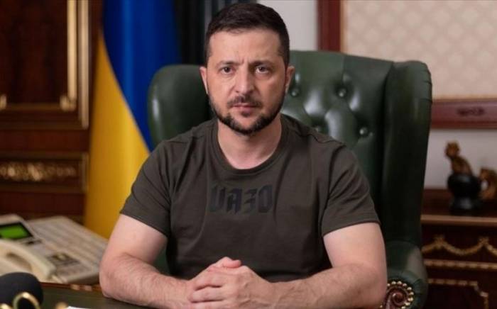 Зеленский: ВСУ продолжают активные оборонительные действия в Курской области
