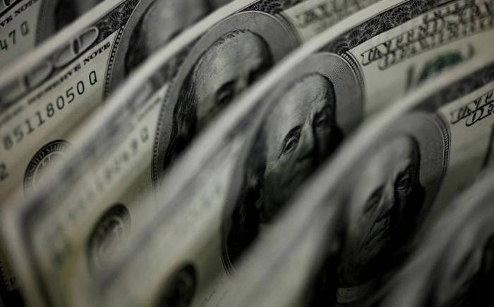 СМИ: Французский бизнес может потерять сотни млн евро из-за пошлин США
