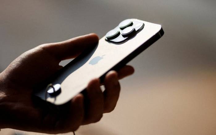 Apple перенесет производство всех iPhone для США в Индию в 2026 году

