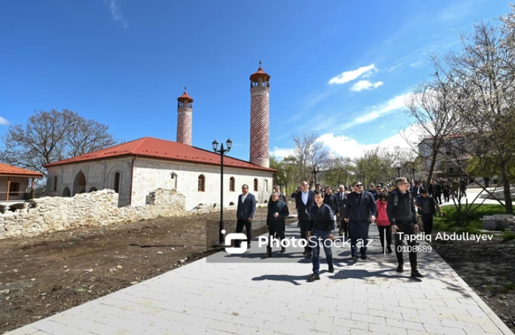 Представители аккредитованного в Азербайджане дипкорпуса ознакомились с городом Шуша