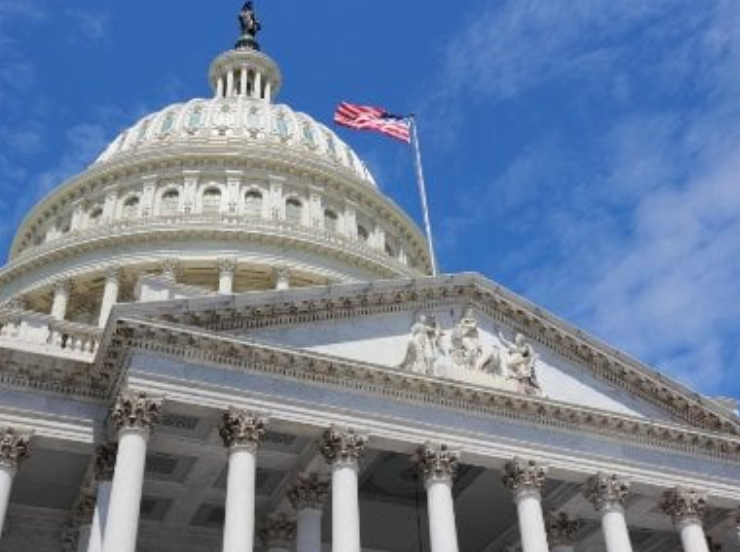 Сенат США одобрил проект бюджета, направленный на резкое сокращение госрасходов