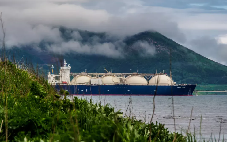 Франция и Германия рассматривают возврат к импорту российского газа из-за разлада с США