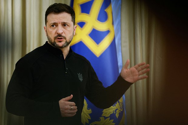 Зеленский ввел санкции против российских СМИ