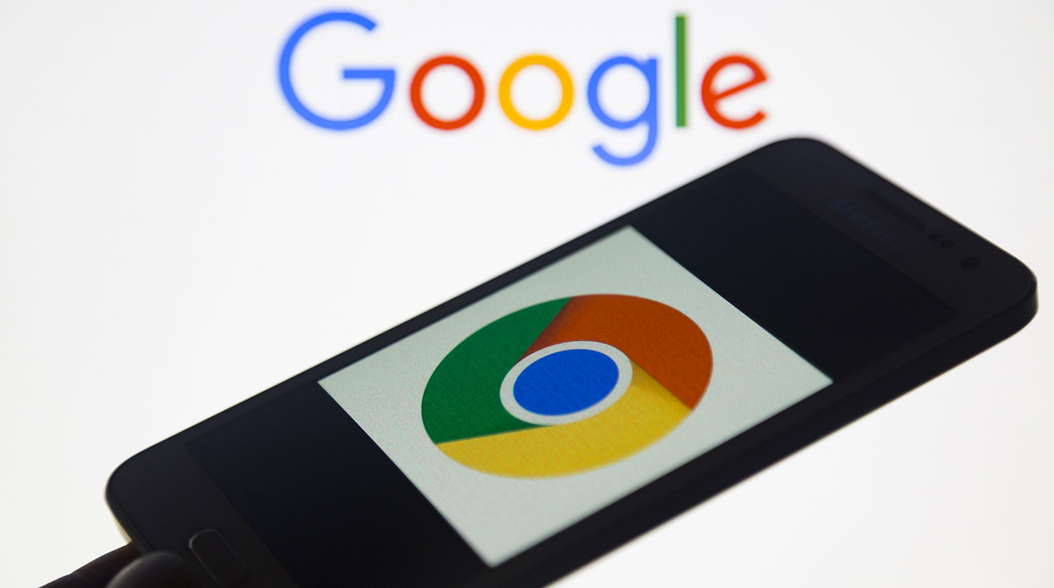 Пользователи Google Chrome получили нейросетевую защиту от мошеннических сайтов