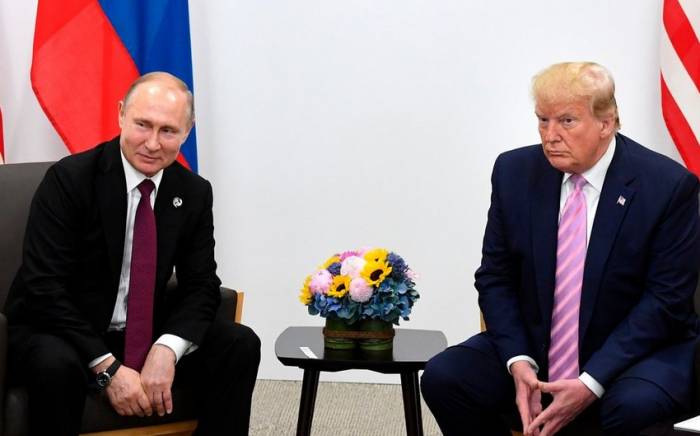 Белый дом сообщил о начале телефонного разговора Трампа и Путина
