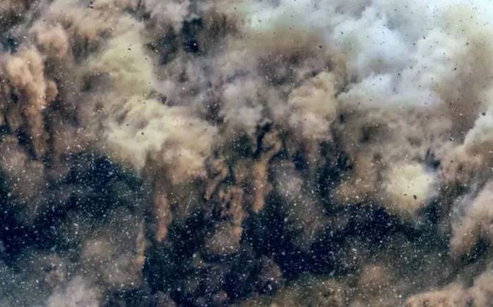 Во Владивостоке в районе бухты Десантная произошли два взрыва
