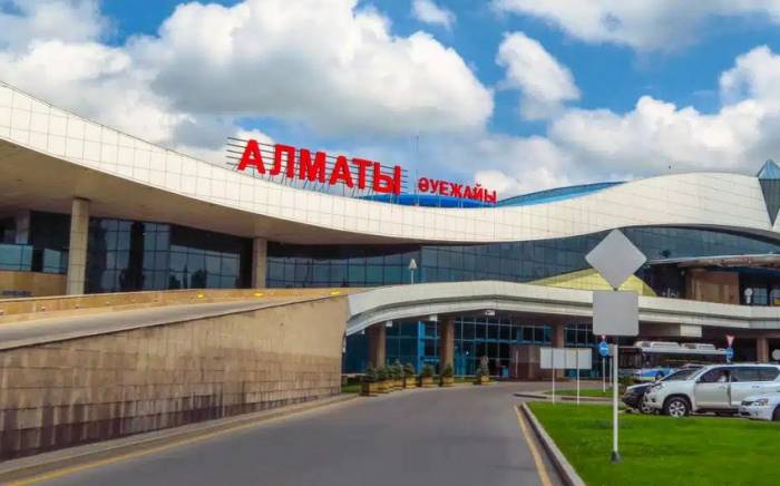 Технический сбой в аэропорту Алматы привел к задержке внутренних рейсов
