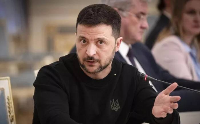 Зеленский выдвинул условие для начала прямых переговоров Киева и Москвы
