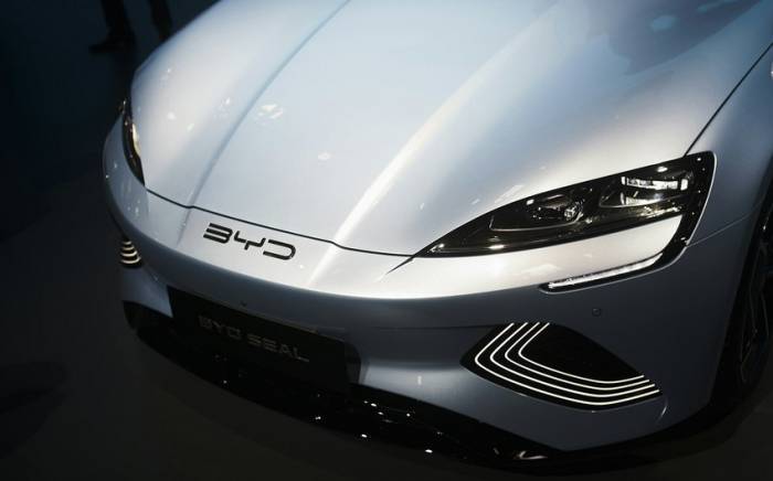 BYD в апреле впервые обошла Tesla по продажам электромобилей в Европе
