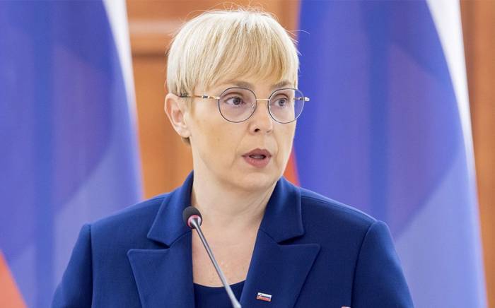 Президент Словении: ЕС работает над возобновлением контактов с Россией
