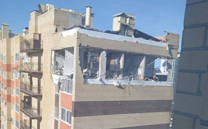 В многоквартирном доме в Ставрополе произошел взрыв, трое пострадали
