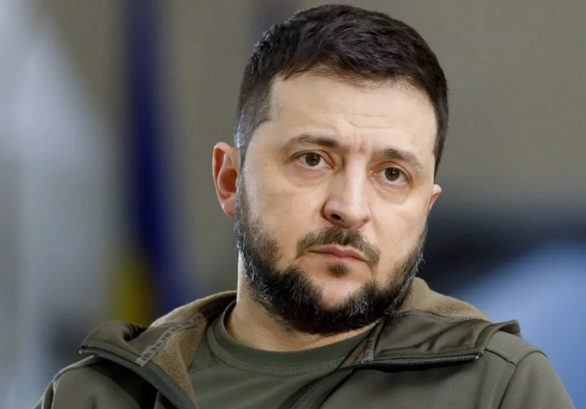 Зеленский поручил ускорить создание баллистических ракет