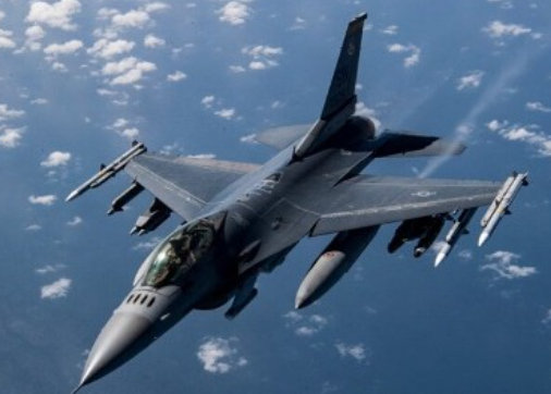 США одобрили запрос Украины на покупку оборудования для истребителей F-16