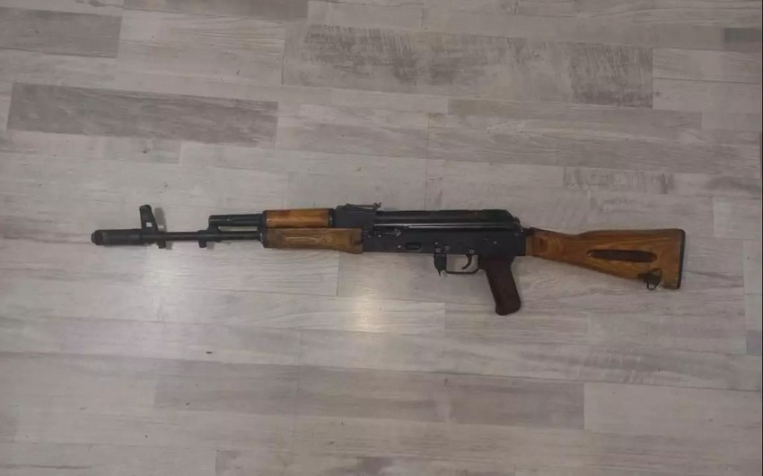 В Сумгайыте обнаружены два автомата Калашникова