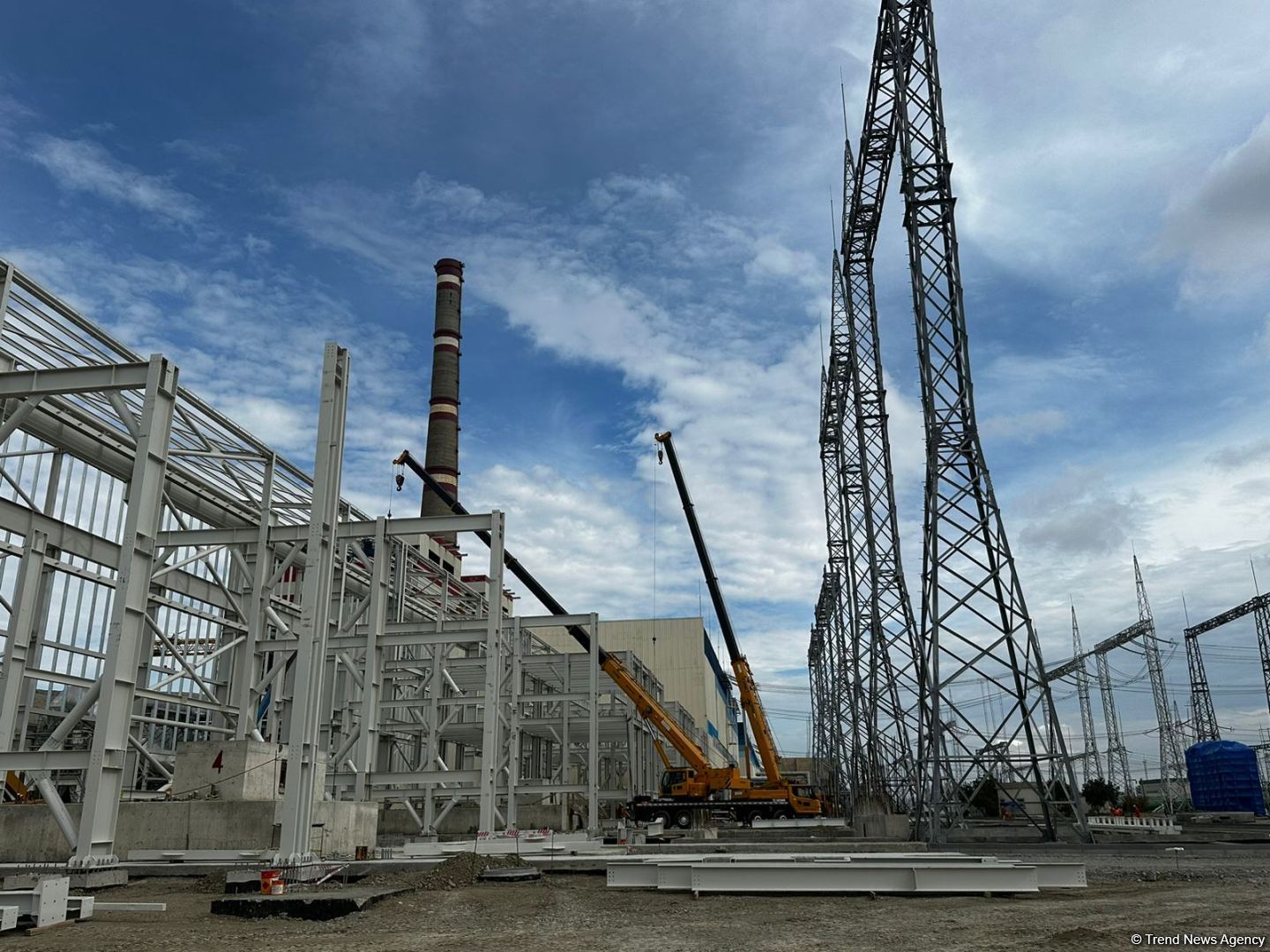 Крупные иранские заводы получили разрешение на импорт электроэнергии из Азербайджана и Турции
