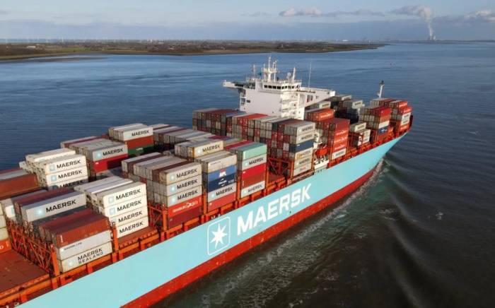 Датская компания Maersk временно приостанавливает заход судов в порт Хайфа
