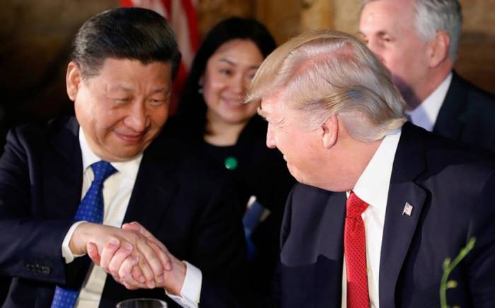 Трамп пригласил Си Цзиньпина посетить США

