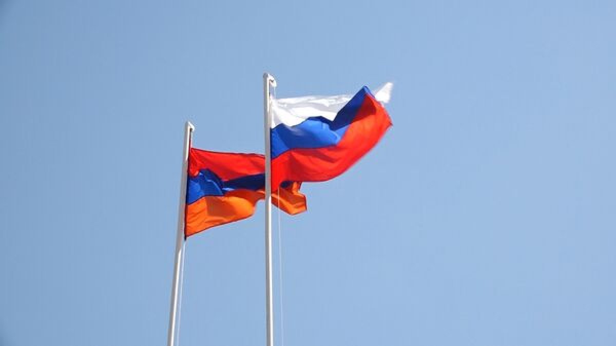 Россия пригрозила Армении