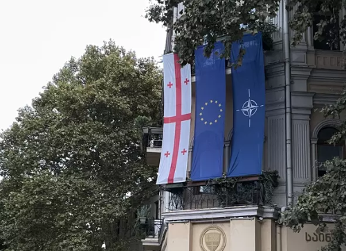 Грузия закроет Центр по вопросам НАТО и ЕС