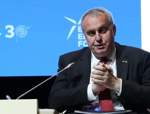 Томаш Пояр: Чехия - второй по величине покупатель азербайджанской нефти