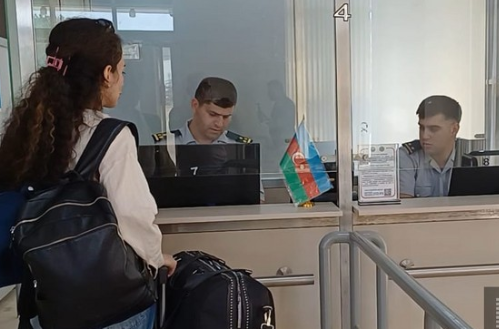 Очередная группа иностранных граждан эвакуирована из Ирана в Азербайджан
