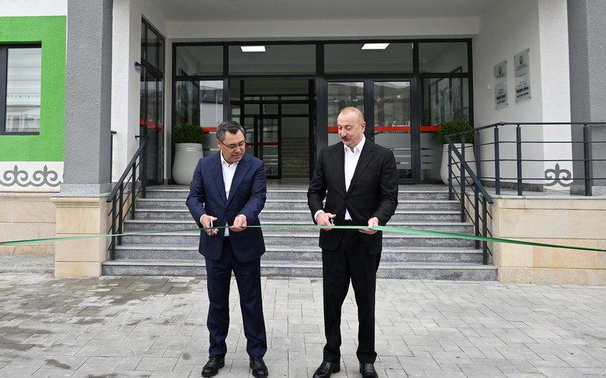 Лидеры Азербайджана и Кыргызстана открыли среднюю школу имени Айкола Манаса в селе Хыдырлы-ФОТО