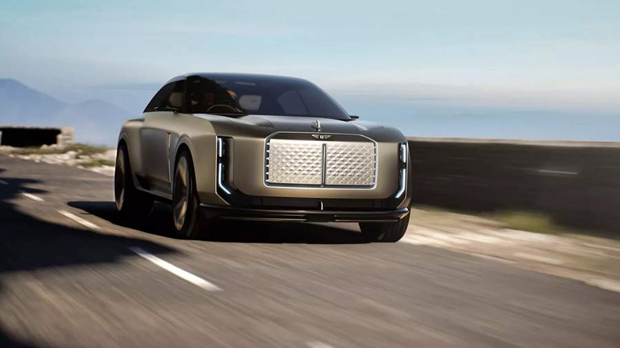 Bentley представила трехместный автомобиль с лежанкой для собак