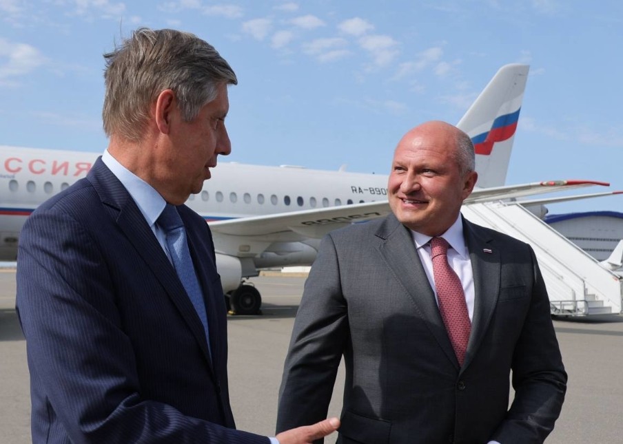 Глава МЧС России прибыл в Баку