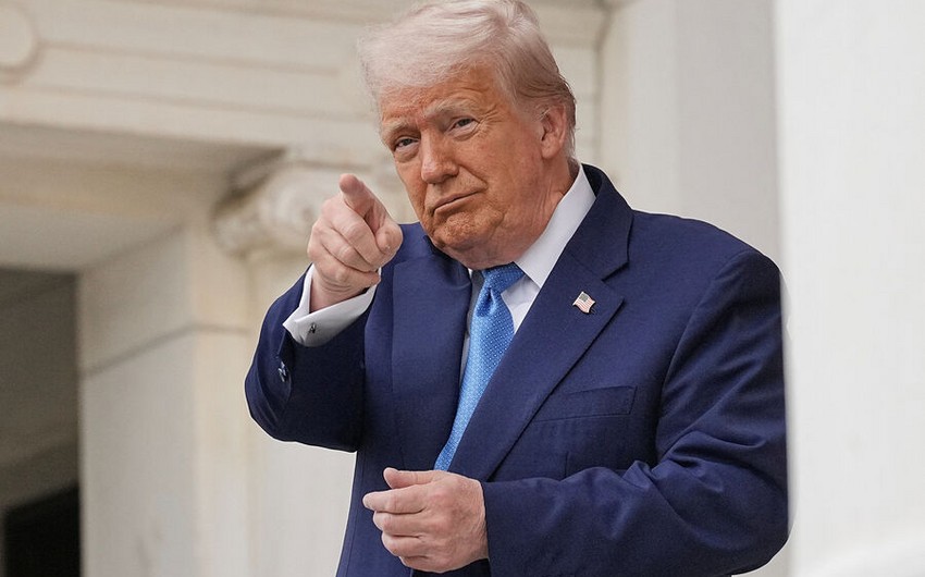 Дональд Трамп назвал вором проармянского сенатора Адама Шифф и призвал привлечь его к ответственности
