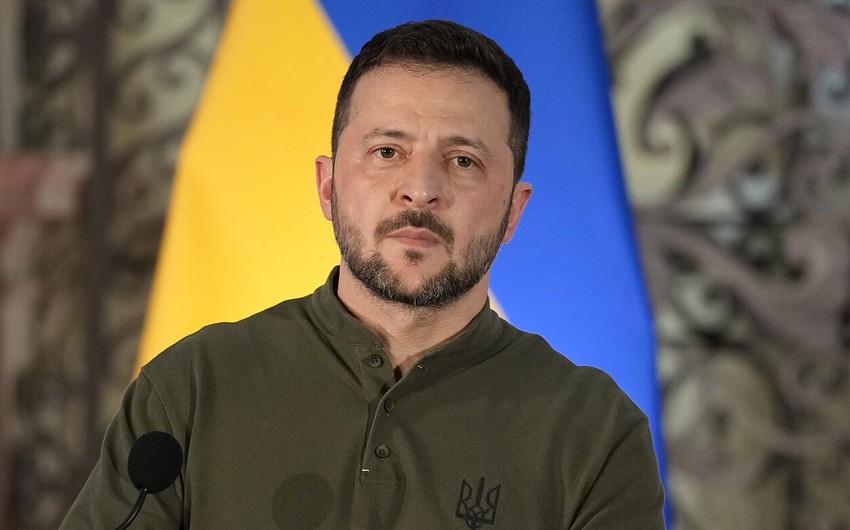 Зеленский: Украина не намерена выводить войска из Донбасса
