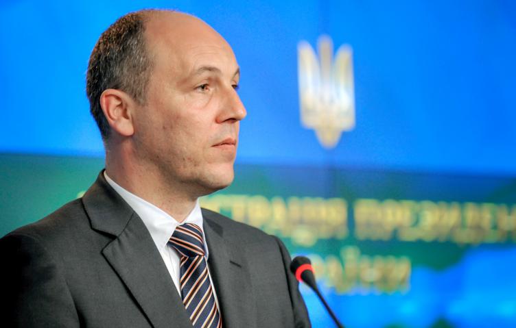 Экс-спикера Верховной Рады Парубия во Львове застрелил киллер-курьер