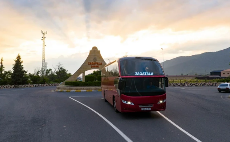 BakuBus запускает дополнительные рейсы по маршруту Баку–Загатала–Баку